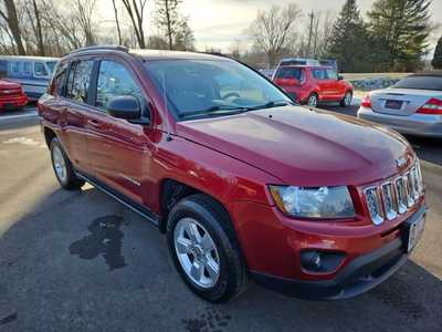 2014 Jeep Compass, $6495. Photo 3