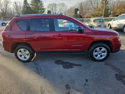 2014 Jeep Compass, $6495. Photo 4