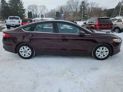 2013 Ford Fusion, $7995. Photo 4