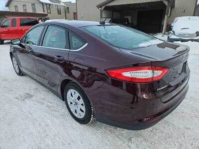 2013 Ford Fusion, $7995. Photo 7