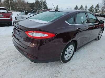 2013 Ford Fusion, $8995. Photo 5