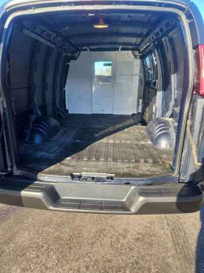 2014 Chevrolet Express 2500, $14900. Photo 10