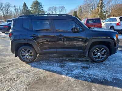 2016 Jeep Renegade, $8500. Photo 4