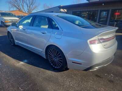 2018 Lincoln MKZ, $11900. Photo 7