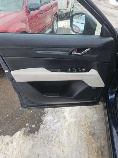 2017 Mazda CX-5, $12900. Photo 12