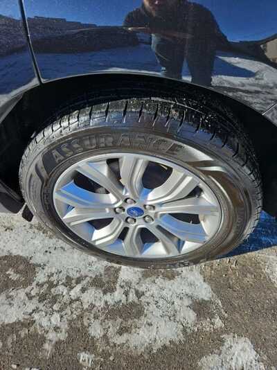 2019 Ford Edge, $10900. Photo 9