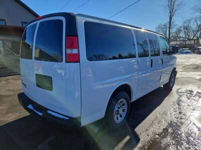 2011 Chevrolet Van,Passenger, $11900. Photo 5