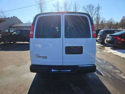2011 Chevrolet Van,Passenger, $11900. Photo 6