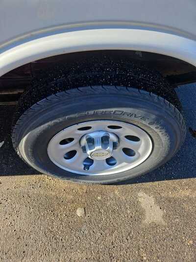 2011 Chevrolet Van,Passenger, $11900. Photo 9