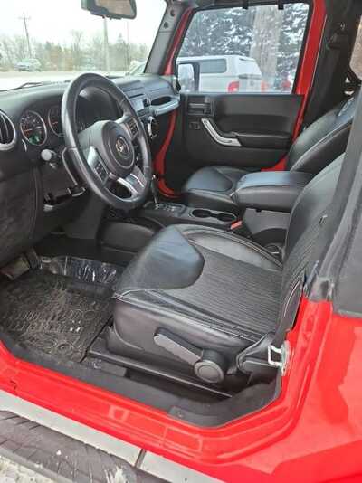 2015 Jeep Wrangler, $12900. Photo 11