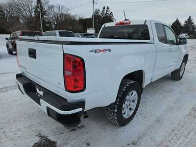 2022 Chevrolet Colorado Ext Cab, $18900. Photo 5