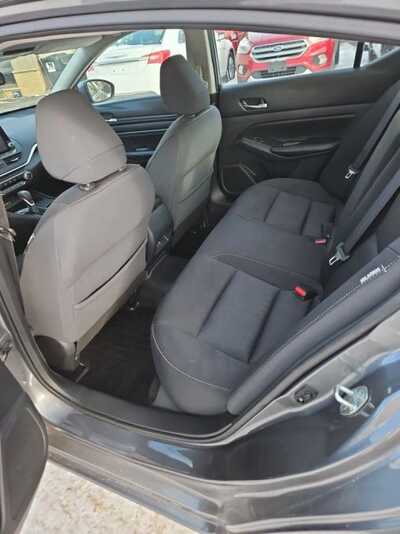 2019 Nissan Altima, $9995. Photo 10