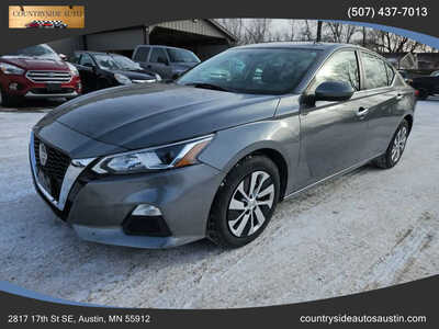 2019 Nissan Altima, $9995. Photo 1