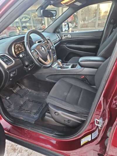 2017 Jeep Grand Cherokee, $9995. Photo 12