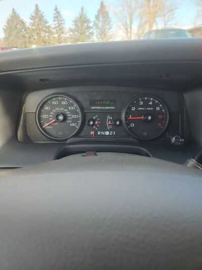 2011 Ford Crown Victoria, $4995. Photo 12