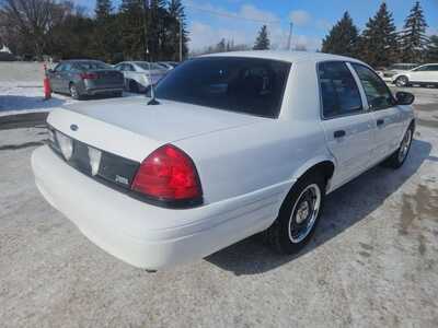 2011 Ford Crown Victoria, $4995. Photo 5