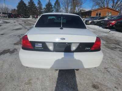 2011 Ford Crown Victoria, $4995. Photo 6