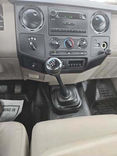 2008 Ford F250 Reg Cab, $6995. Photo 12