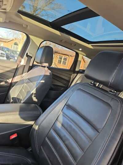 2017 Ford Escape, $10900. Photo 11