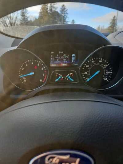 2017 Ford Escape, $10900. Photo 12