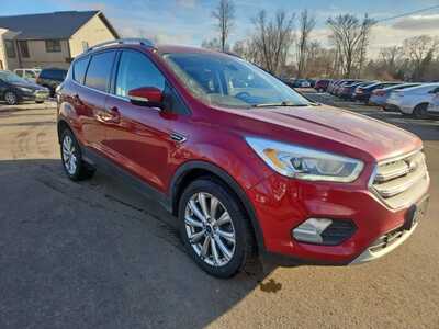 2017 Ford Escape, $10900. Photo 3