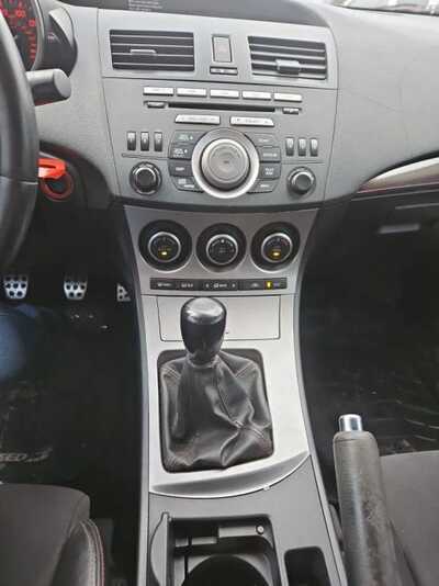 2010 Mazda Mazda3, $5995. Photo 12