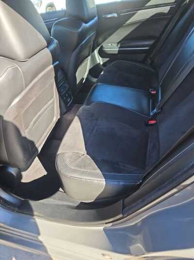 2018 Chrysler 300, $15900. Photo 10