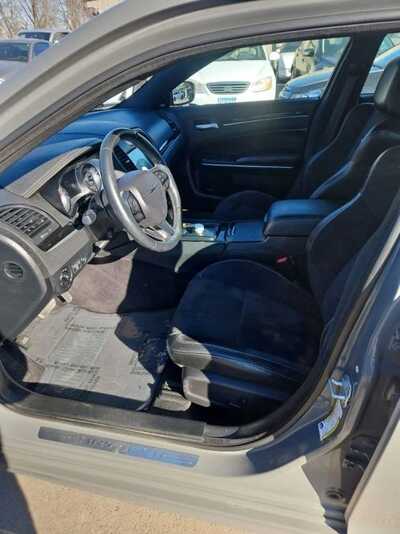 2018 Chrysler 300, $15900. Photo 12