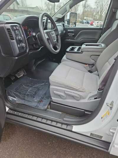 2017 GMC 1500 Ext Cab, $18900. Photo 12