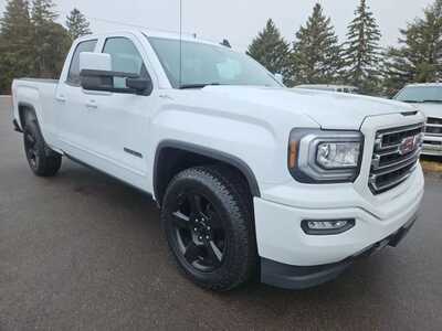 2017 GMC 1500 Ext Cab, $18900. Photo 3