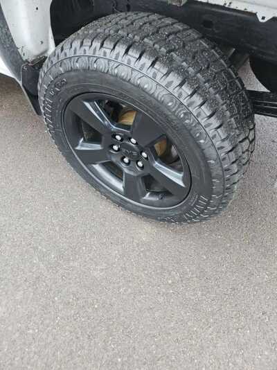 2017 GMC 1500 Ext Cab, $18900. Photo 9