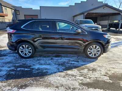 2019 Ford Edge, $10900. Photo 4