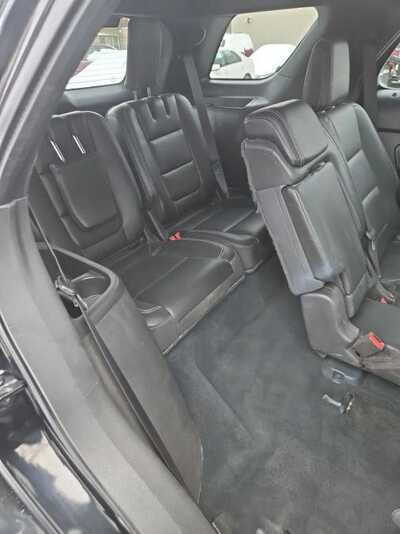 2018 Ford Explorer, $10900. Photo 12