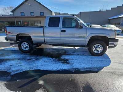 2007 Chevrolet 2500 Ext Cab, $11900. Photo 4