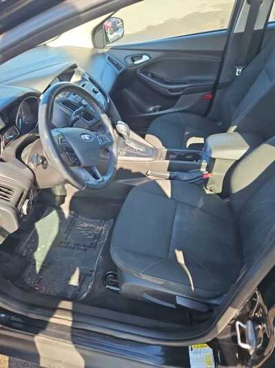 2015 Ford Focus, $4500. Photo 11