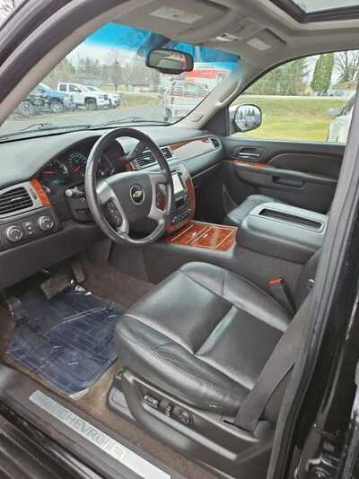 2012 Chevrolet Avalanche, $10900. Photo 12