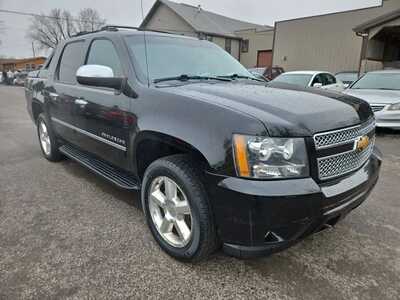 2012 Chevrolet Avalanche, $10900. Photo 3