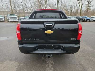 2012 Chevrolet Avalanche, $10900. Photo 6