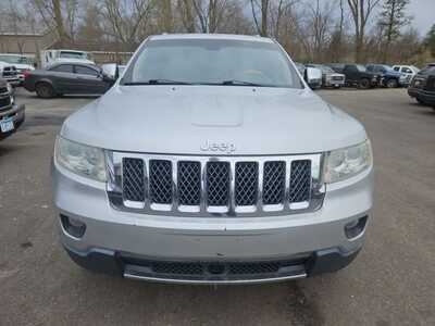 2011 Jeep Grand Cherokee, $9995. Photo 2