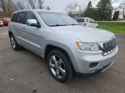 2011 Jeep Grand Cherokee, $9995. Photo 3