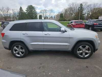 2011 Jeep Grand Cherokee, $9995. Photo 4