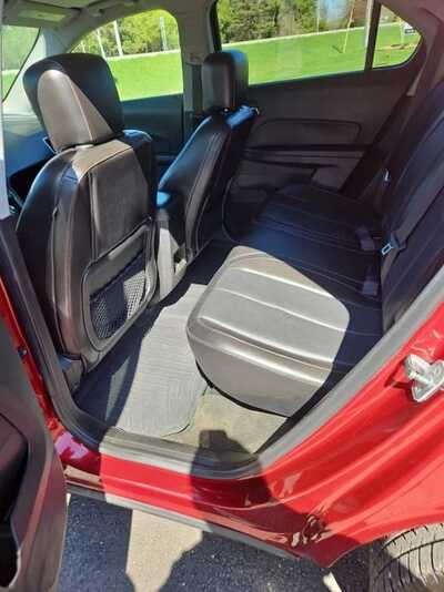 2017 Chevrolet Equinox, $10900. Photo 10