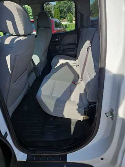 2017 GMC 1500 Ext Cab, $17900. Photo 11