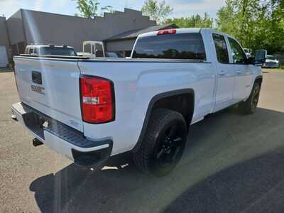 2017 GMC 1500 Ext Cab, $17900. Photo 5