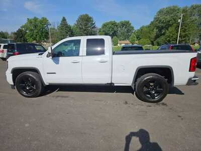 2017 GMC 1500 Ext Cab, $17900. Photo 8