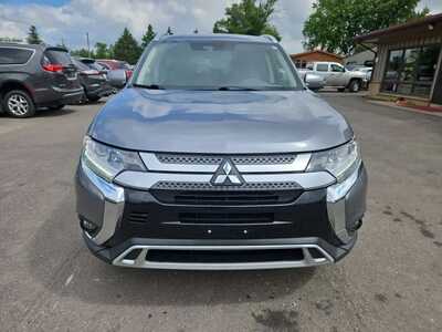 2020 Mitsubishi Outlander, $10900. Photo 2