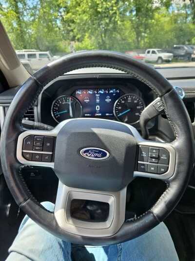 2023 Ford Expedition Max, $28900. Photo 12