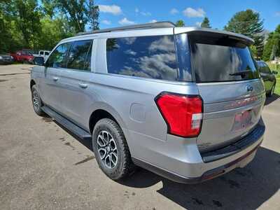 2023 Ford Expedition Max, $28900. Photo 7