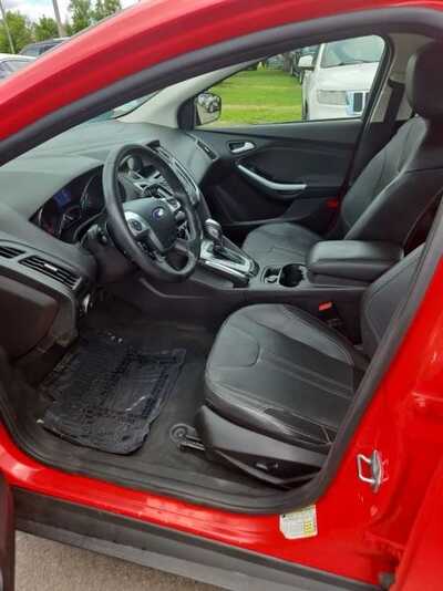 2013 Ford Focus, $4995. Photo 12