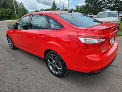 2013 Ford Focus, $4995. Photo 7